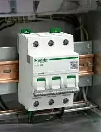 قاطع اشنايدر تايلاندي 160 امبير